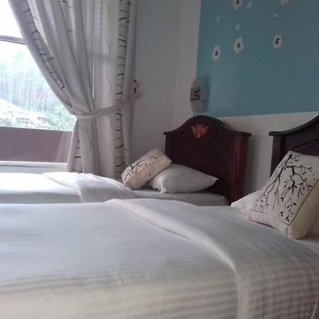 Hotel Sun Breeze เอลลา ภายนอก รูปภาพ