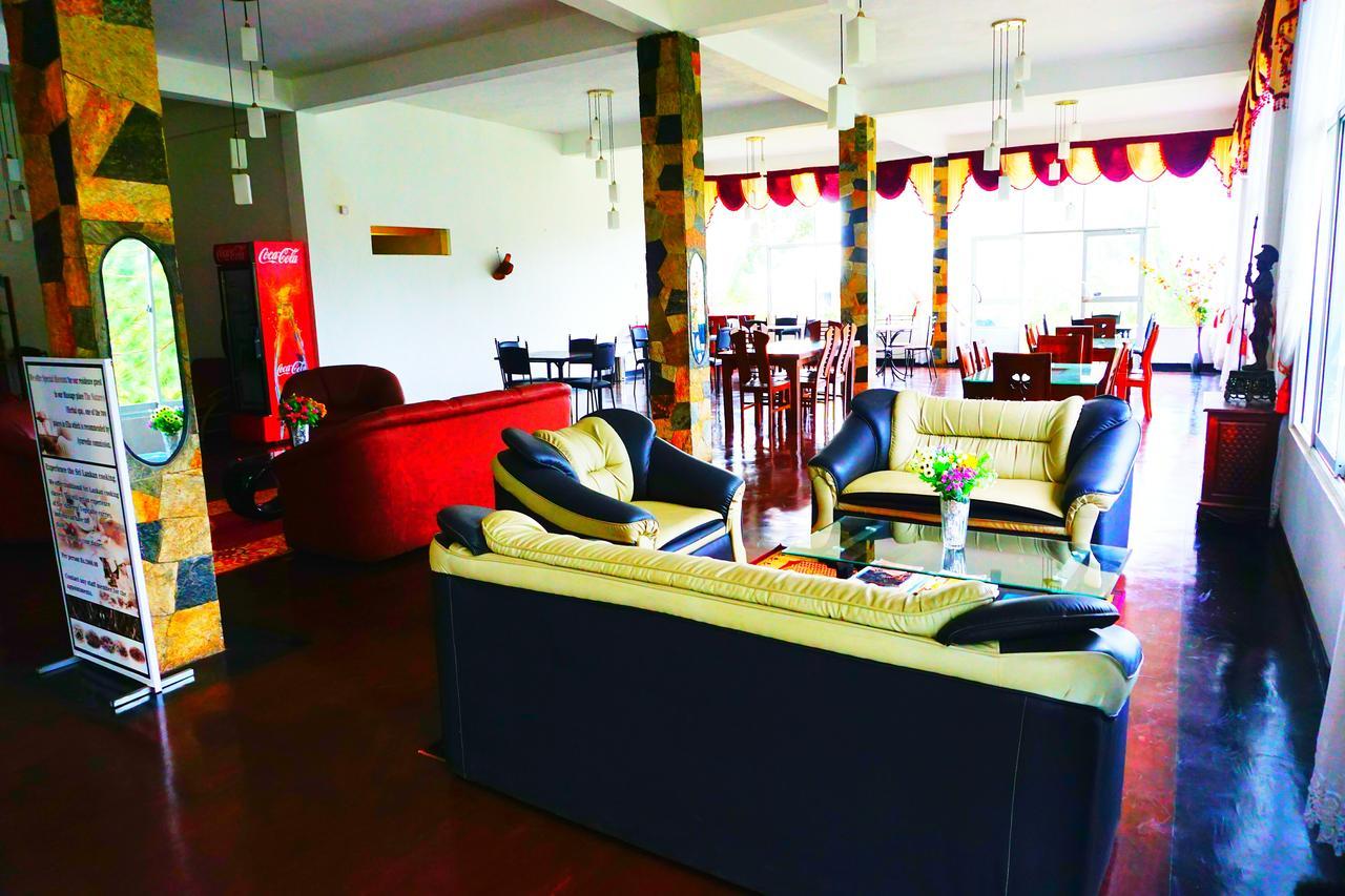 Hotel Sun Breeze เอลลา ภายนอก รูปภาพ
