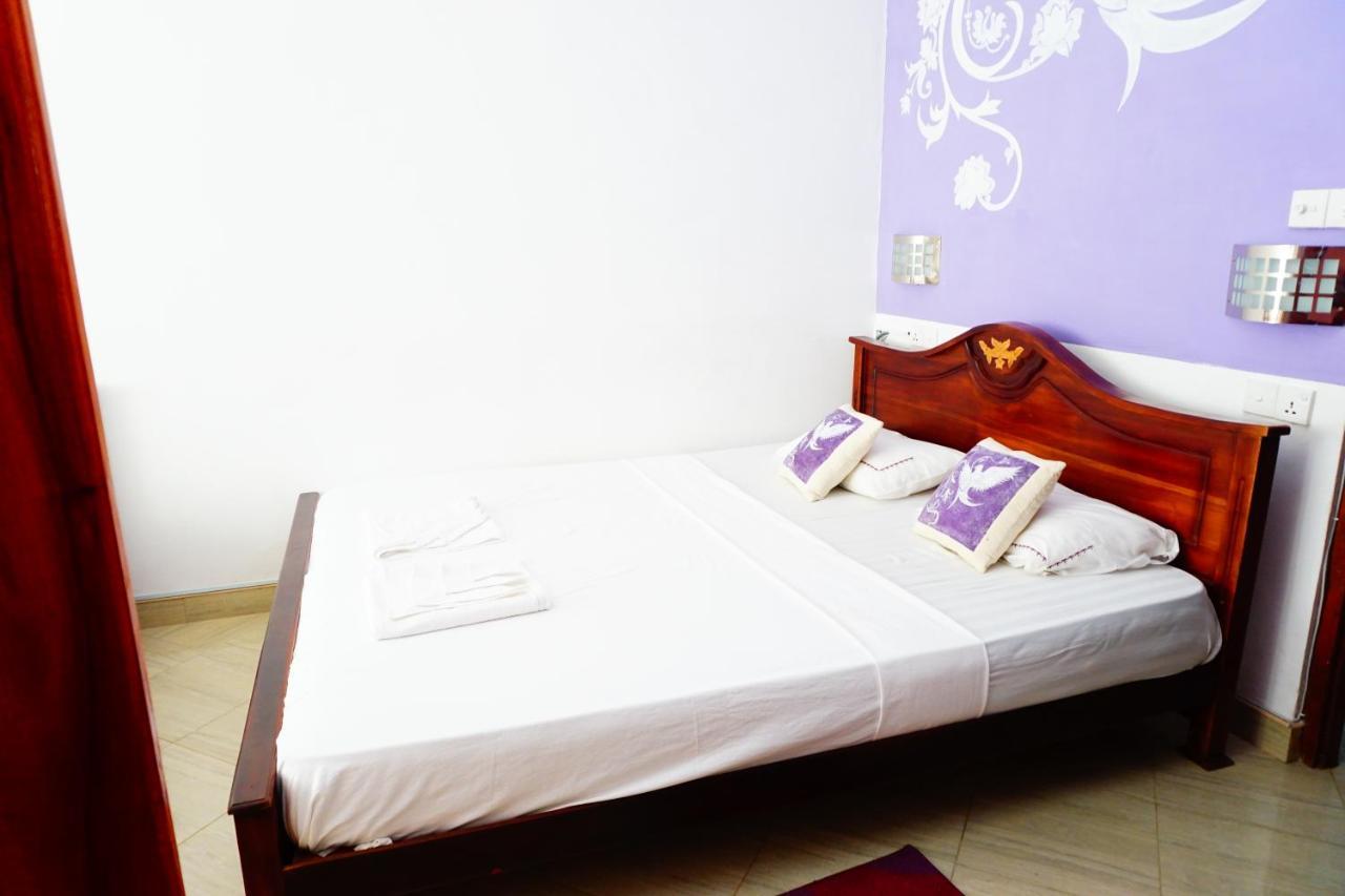 Hotel Sun Breeze เอลลา ภายนอก รูปภาพ